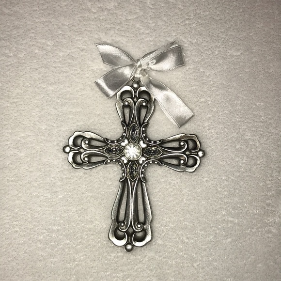 Cross - Picture 1 of 2
